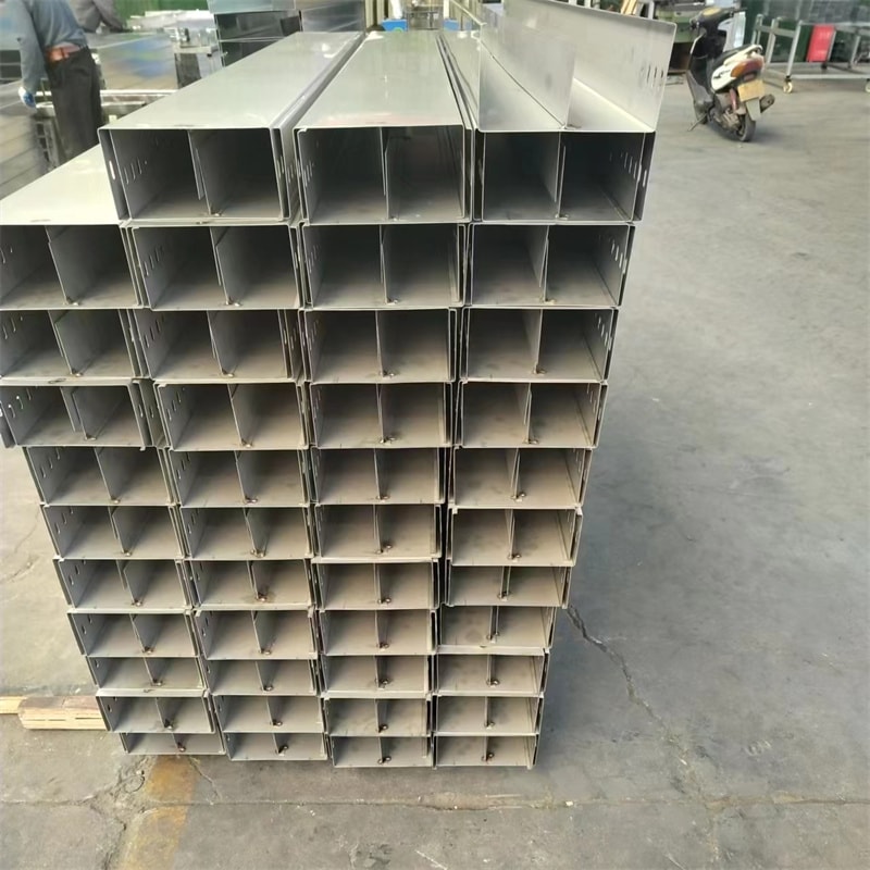 铝合金电缆槽盒