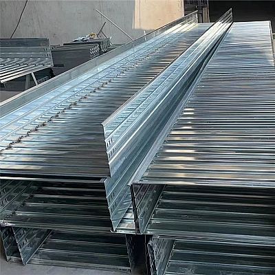 铝合金电缆槽盒