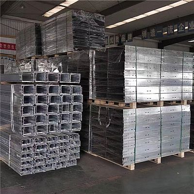 槽式电缆桥架